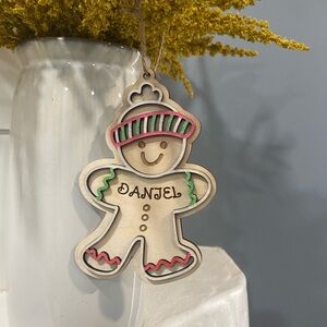 LASER ENGRAVED HANDS PAINTED GINGERBREAD ORNAMENTS 🎄